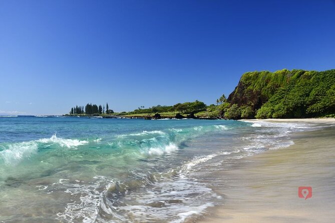 Self-Guided Audio Driving Tour in Road To Hana - Koki Beach and Hamoa Beach make a good leg stretch