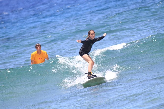 Semi-Private Surf Lesson at Ka'anapali Beach - Meeting the waves at Kaanapali