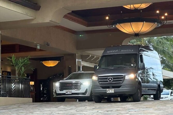 Shared Departure Transfer: Hotel to Maui Kahului Airport - From your Maui hotel to OGG Airport