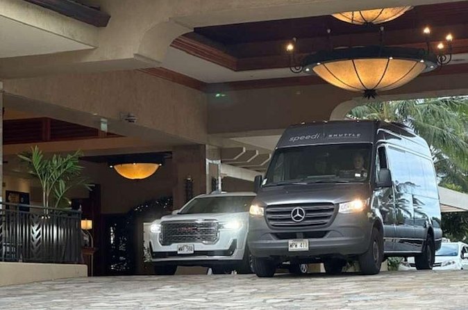 Shared Departure Transfer: Hotel to Maui Kahului Airport - How many stops should you expect?