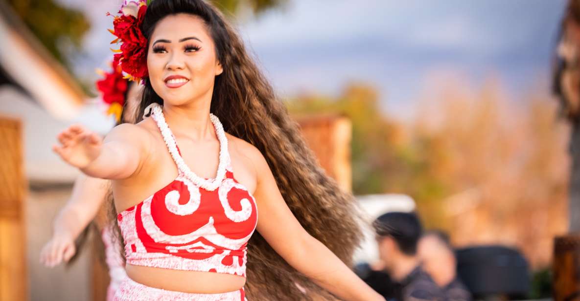 South Maui: Gilligans' Island Luau with Dinner and Drinks - The Samoan fire knife finale