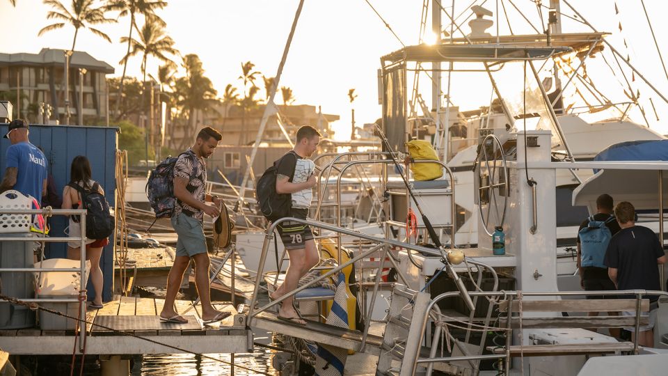 South Maui: Molokini & Turtle Town Snorkeling Tour with Meal - Why Molokini makes this half-day trip worthwhile
