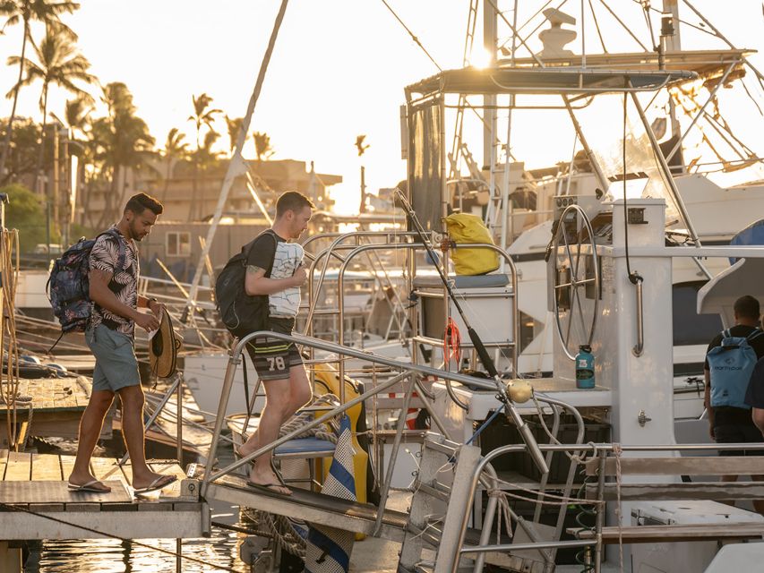South Maui: Snorkel to Coral Gardens or Molokini Crater - The 45-minute cruise across Maalaea Bay