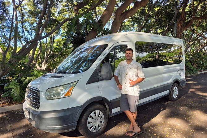 Stellar HI Tours- 15 person van-your own private tour to Hana! - Paia: breakfast before the curves begin