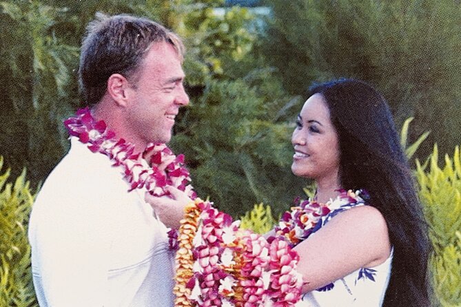 Ti Leaf Airport Lei Greeting (Maui, Kahului Airport, OGG) - Is $47.38 per person a fair price?