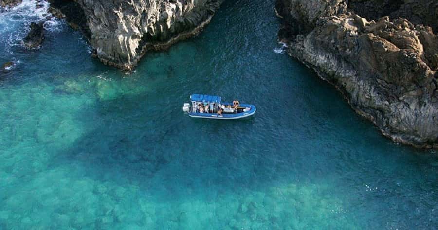 Wailea-Makina: Sea Caves, Molokini Snorkel & Turtle Town - From Kihei to La Perouse Bay