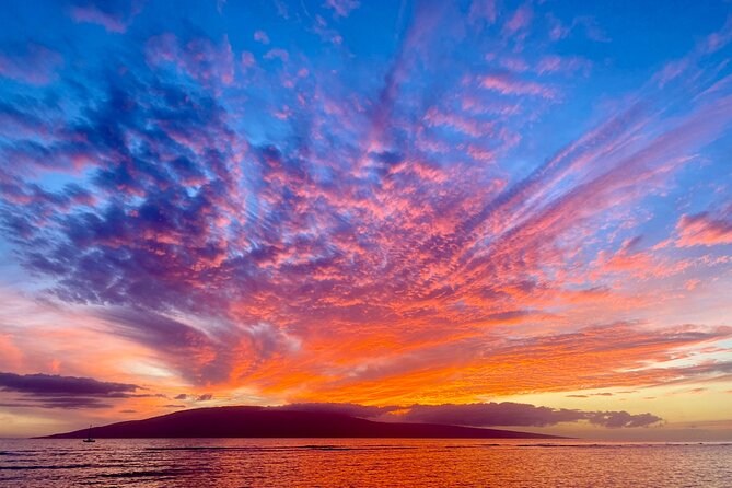 West Maui Sunset Whale Watch - The photo opportunities are unusually strong